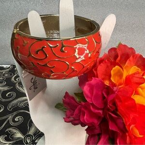 NWT Nordstrom Sequin Bracelet Salmon with Gold Designs Open Clasp